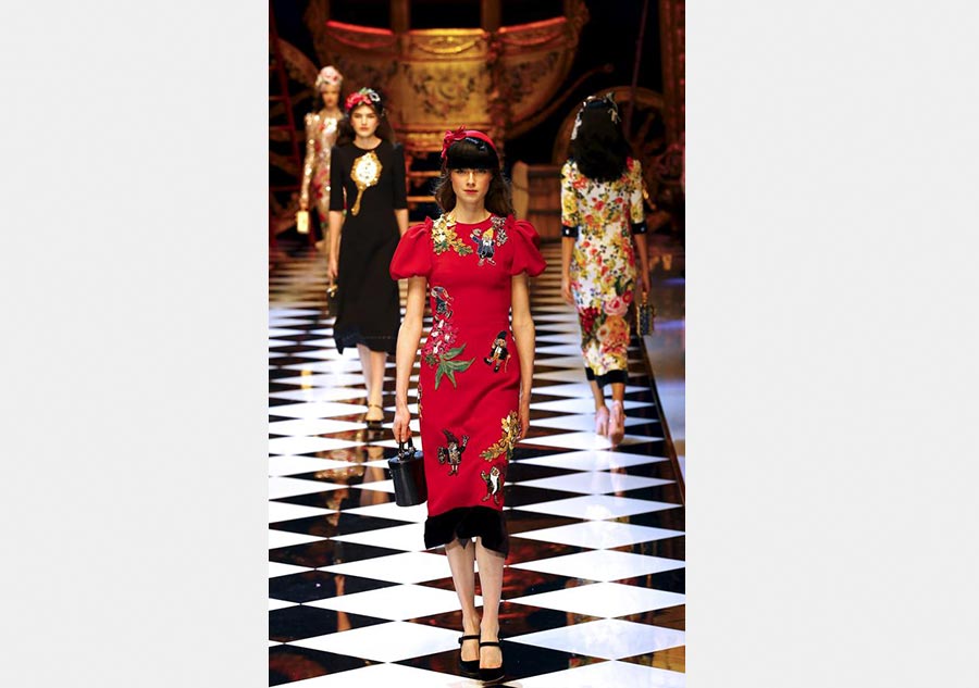 Milan Fashion Week: Dolce & Gabbana Autumn/Winter 2016 collection