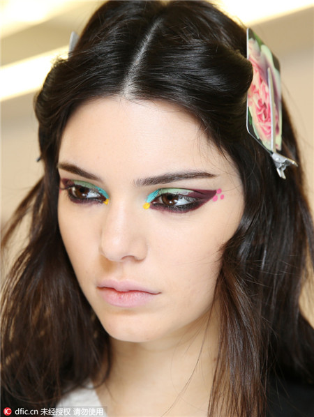 Bright eye makeup ideas for summer