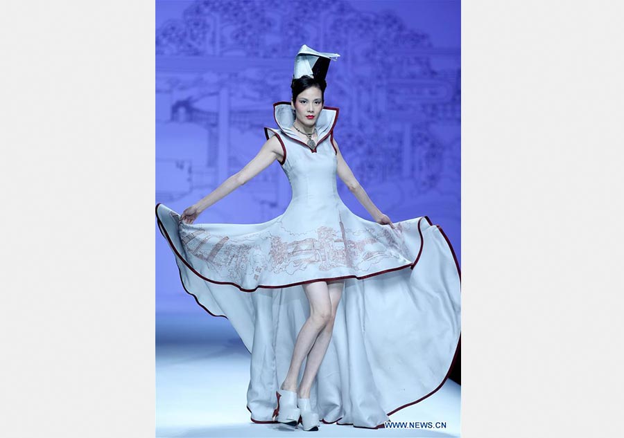 China Fashion Week: Deng Zhaoping