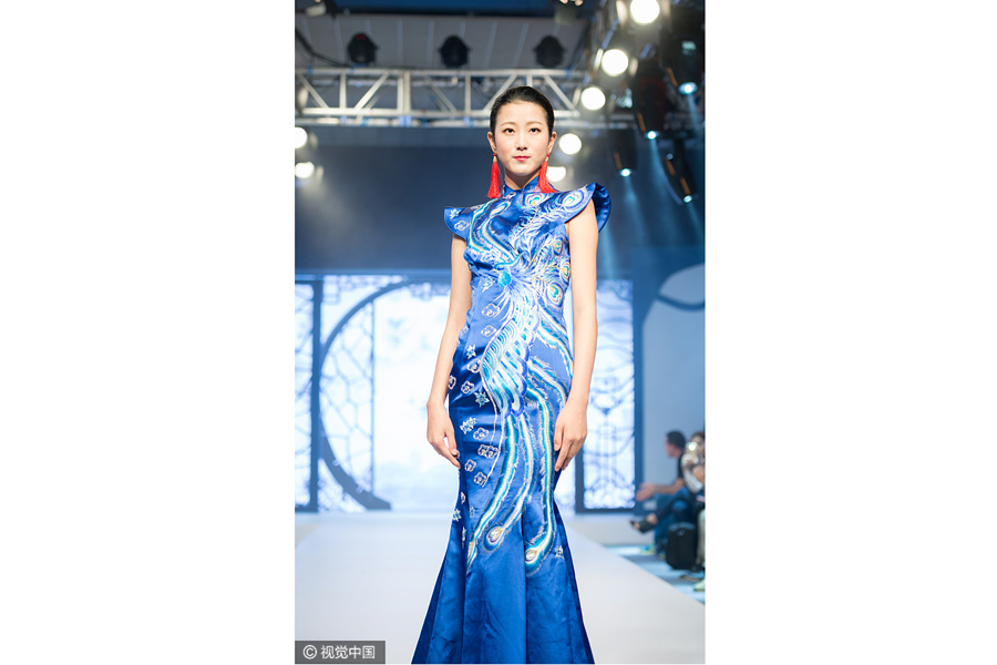 2017 Suzhou Embroidery Fashion Show held in Guangzhou