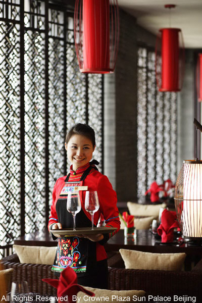 Enjoy Yunnan flower and herbs at restaurant