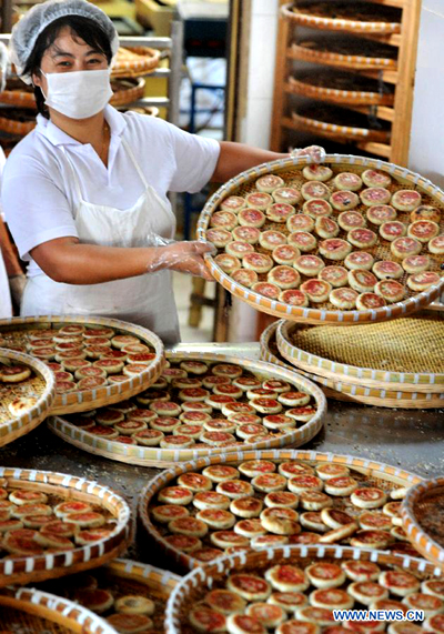 Moon cakes prepared for Mid-Autumn Festival