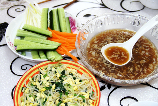 Inner Mongolians enjoy oat flour foods