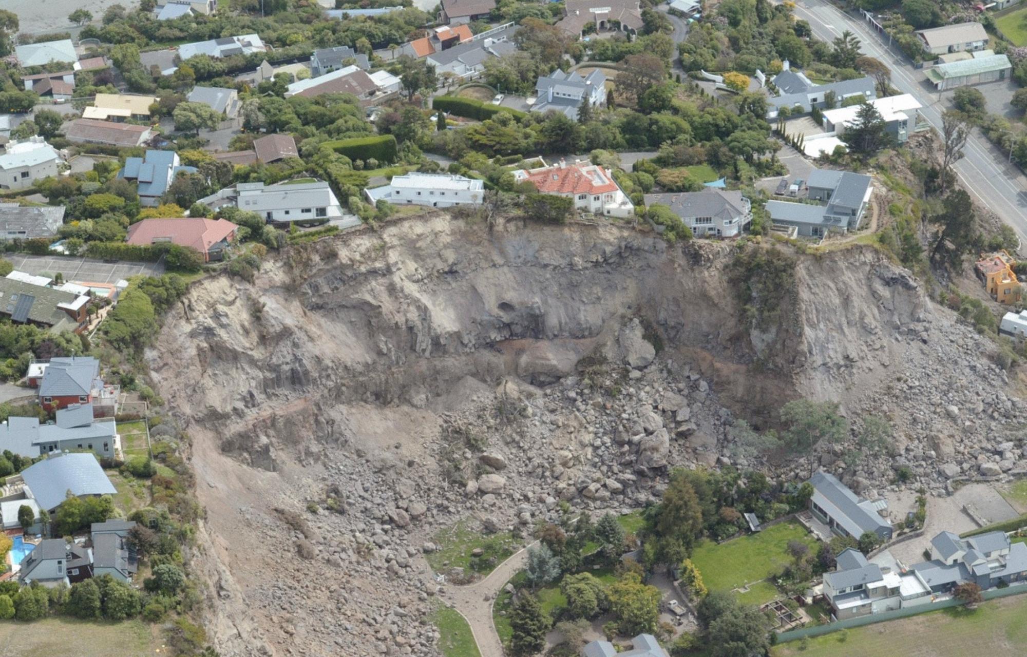 新西蘭地震148人遇難 遺體下葬開始