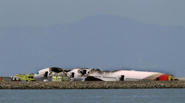 韓國客機墜毀致28名中國乘客受傷 10人較嚴(yán)重