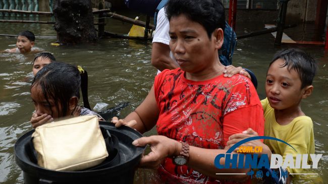 菲律賓洪災(zāi)造成至少20人死亡 60萬(wàn)人無(wú)家可歸