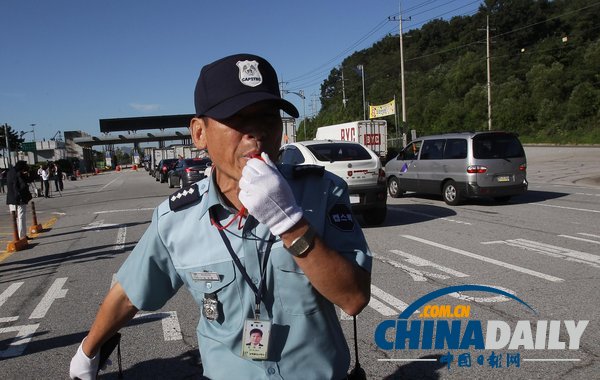 朝鮮開城工業(yè)園區(qū)重啟 大批韓方人員和車輛涌入（組圖）