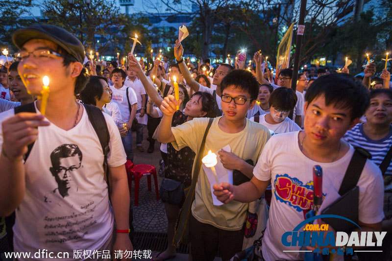 泰民眾燭光祈禱和平解決沖突 13日封鎖如期進行