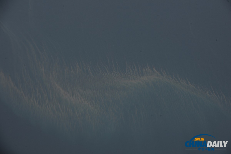 越南空軍搜救發(fā)現(xiàn)海上油帶 或與馬航失聯(lián)客機有關(guān)