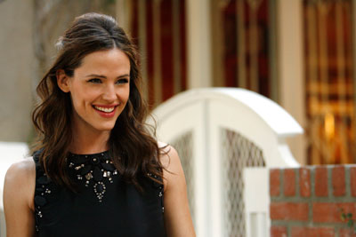 Actress Jennifer Garner attends the opening of the Oscar De La Renta boutique in Los Angeles April 18, 2007. The evening will also benefit the Entertainment Industry Foundation's Women's Cancer Research Fund.