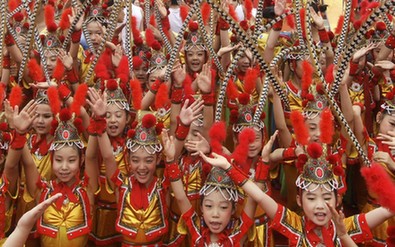 Olympic torch relay begins final leg in Beijing