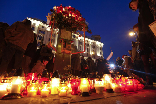 Poland mourns lost leaders