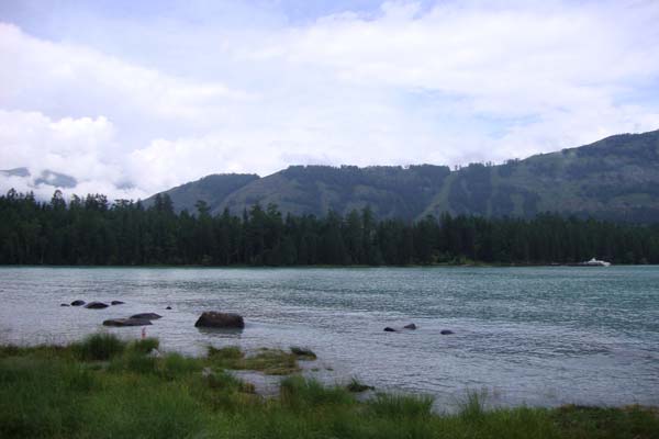 Kanas Lake, A Gem Set in Xinjiang's Mountains