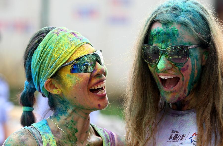 Color Run race held in Dongguan