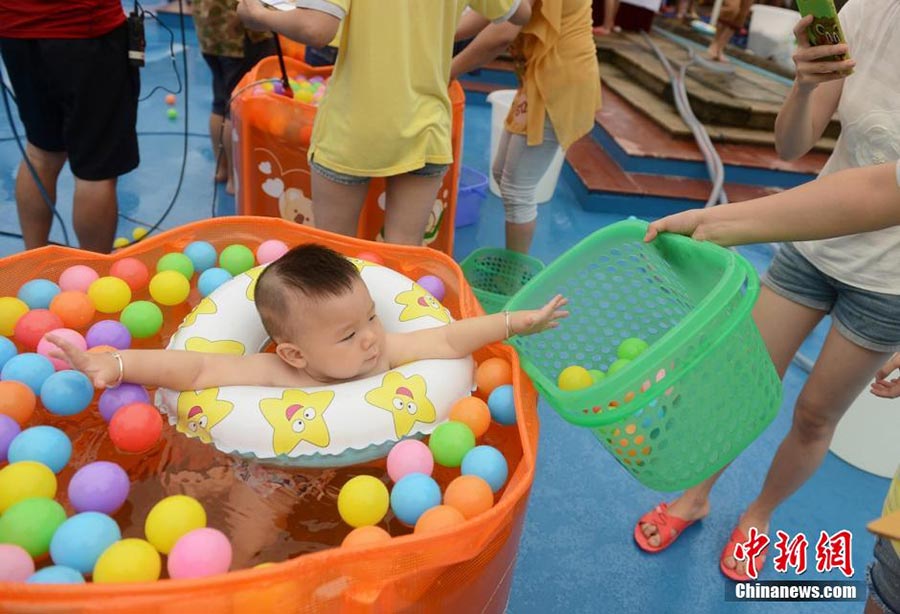 Babies in swimming contest