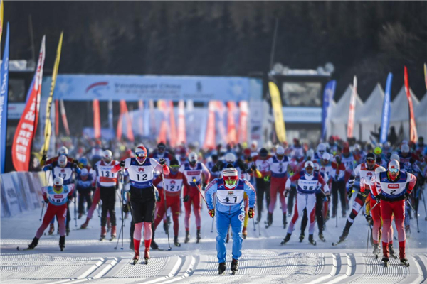 Ski festival heats up in Changchun