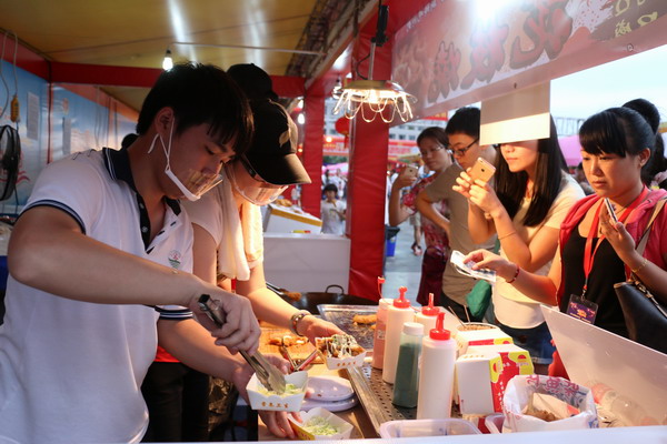 In photos: Xiamen hosts Taiwan food fair