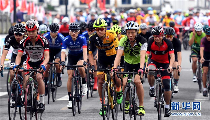 Tour of Dajinhu Lake kicks off in Taining