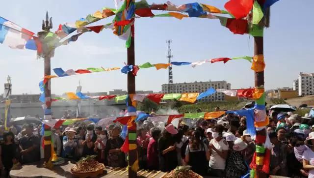 Baotou hosts traditional Mongolian ceremony