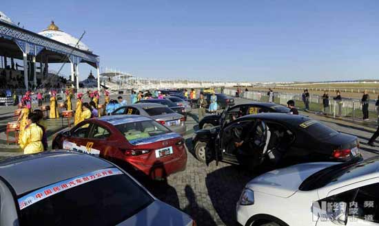 China's first civil vehicle endurance racing takes place in Inner Mongolia