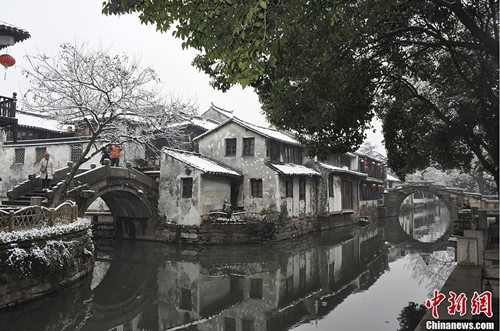 Charming Zhouzhuang covered in white snow