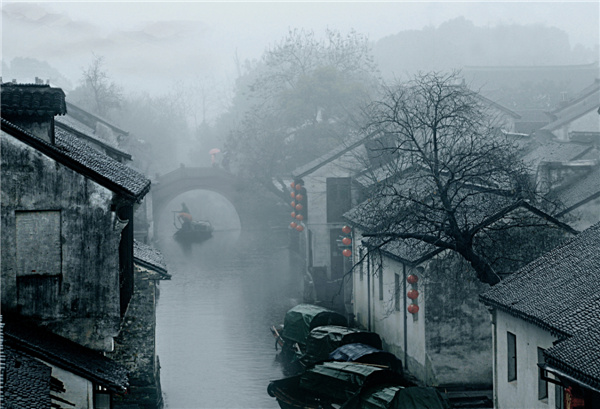 Zhouzhuang in the rain