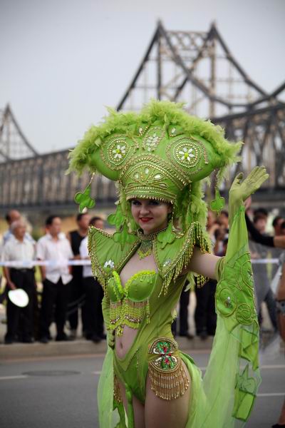 Tourist festivals: Yalu River International Tourist Festival (September)