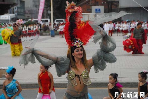 Tourist festivals: Yalu River International Tourist Festival (September)