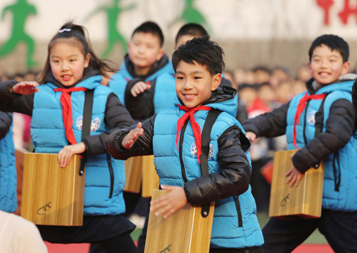 Qingdao school marks first day back