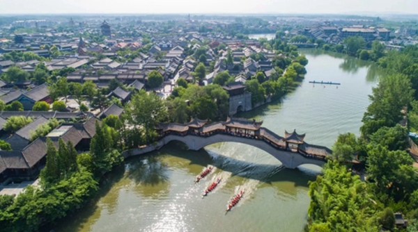 Taierzhuang ancient town celebrates Dragon Boat Festival