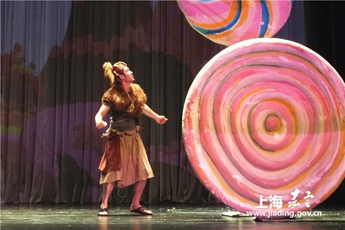 Jiading kids enjoy a fantasy experience