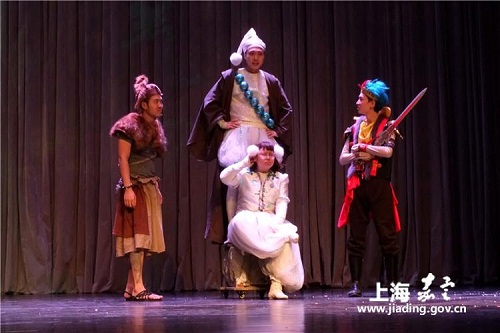 Jiading kids enjoy a fantasy experience