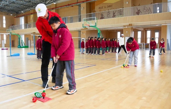 Jiading fuels establishing new schools