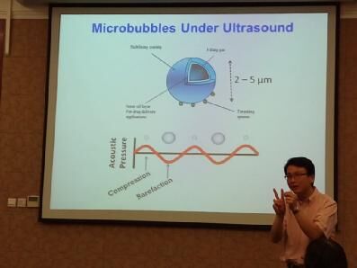 World-famous chemistry professor visits Shanxi University