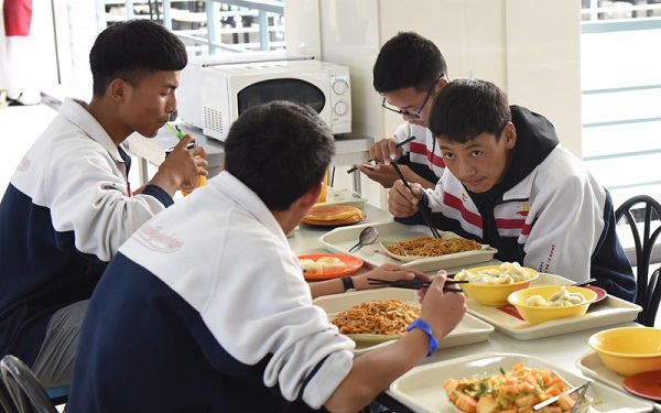 Tibetan students visit Shanxi University