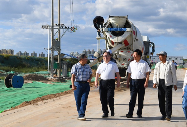 Jia Suotang inspects Dongshan campus construction