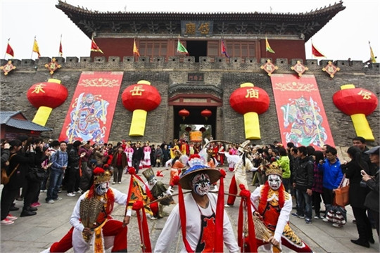 Dongyue Temple Fair, the annual folk festival