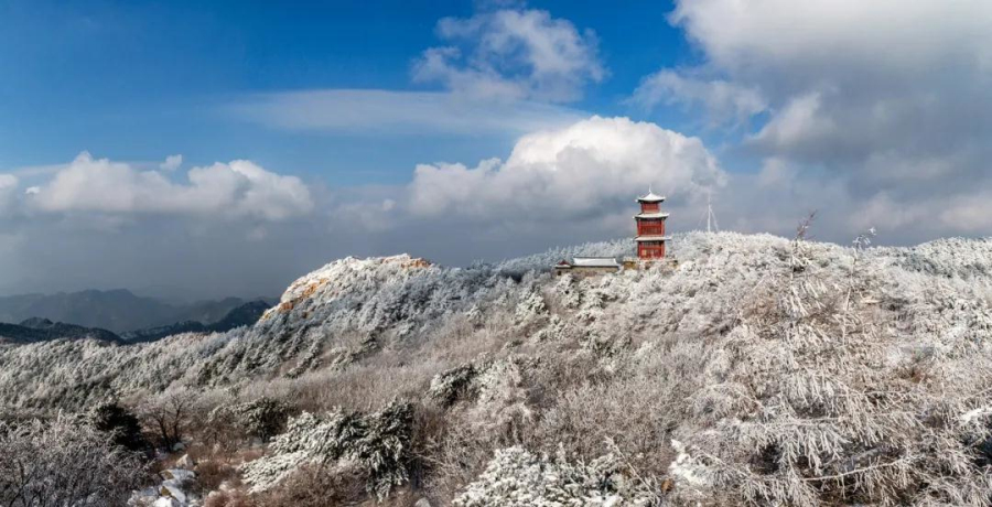 In pics: Snow on Mount Tai