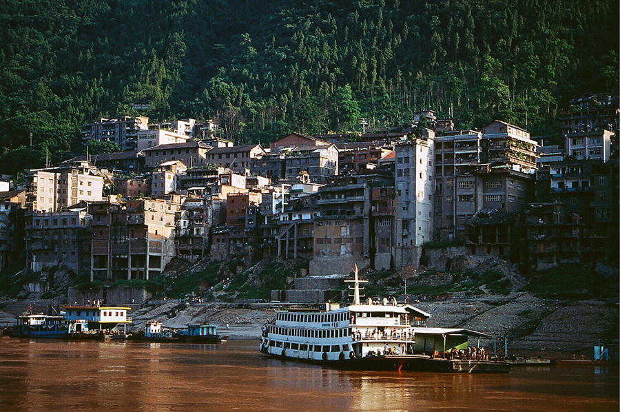 The 'Long River' - a journey in time across middle China