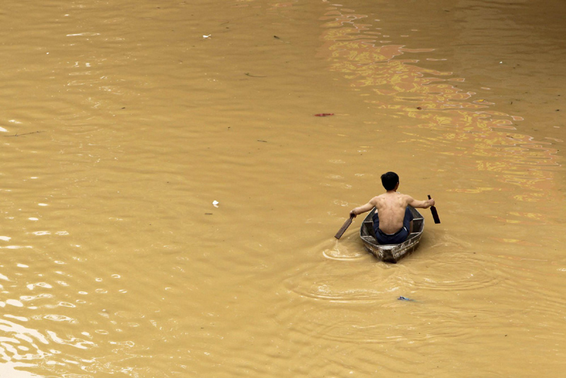 Day-by-day Photos: China flood