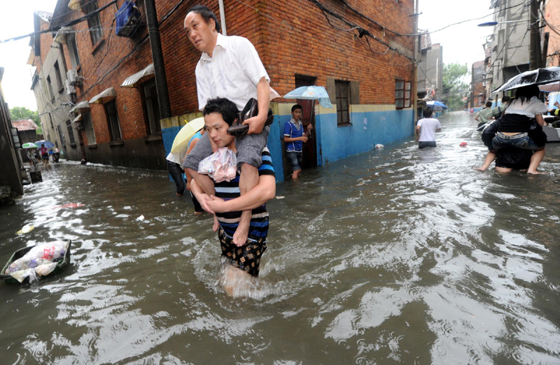 Day-by-day Photos: China flood