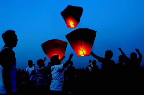 Sky lanterns to mark July 7 Incident of 1937