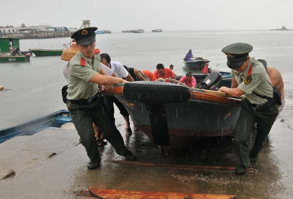 Tropical storm may land on South China Thursday