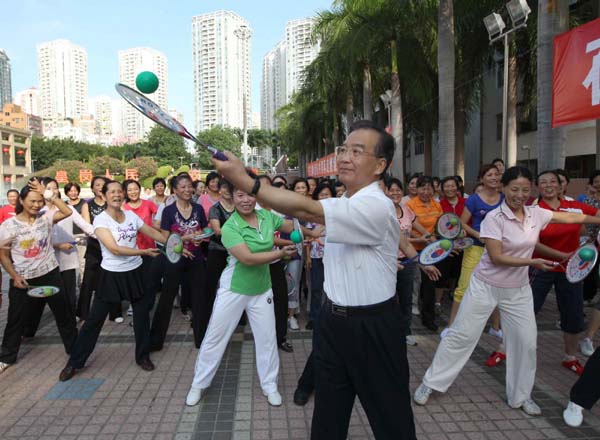 Premier Wen inspects Shenzhen in S China