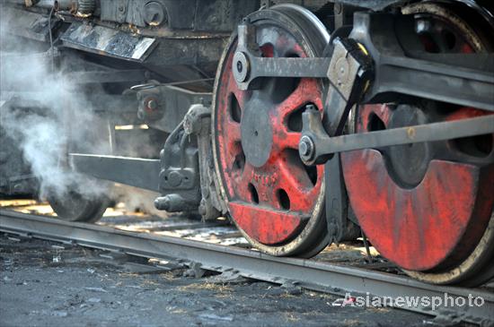 Last steam locomotive retires in NE China