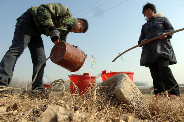 Floods, droughts highlight water challenges