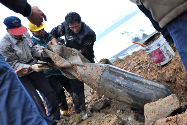 Old Japanese bomb discovered