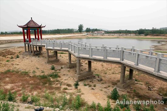 Continuous drought plagues E China town