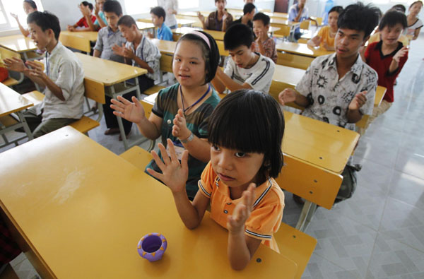 Vietnam, US take step in Agent Orange clean-up