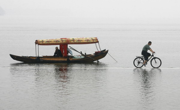 Cycling on water?